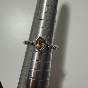 Elegant Sterling Silver and Gold Teardrop Ring